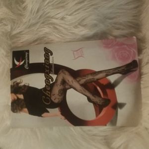 CHENGXIANG PURPLE FLORAL FISHNET PANTYHOSE